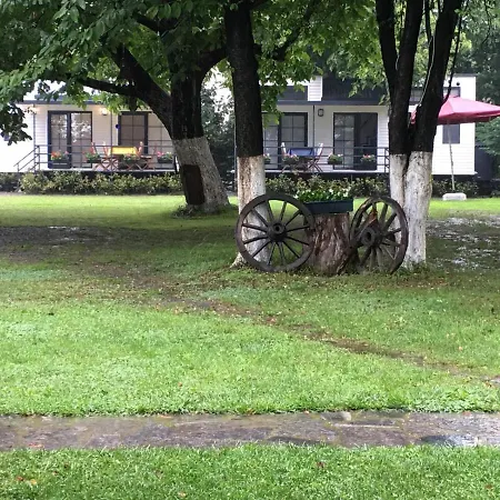 阿斯里贝可纳吉旅馆 - 仅限成人 萨潘贾