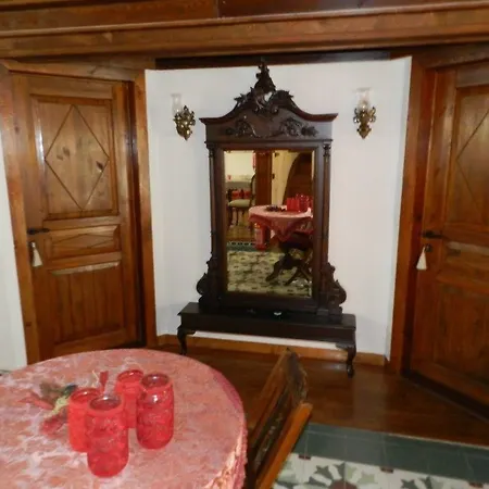 阿斯里贝可纳吉旅馆 - 仅限成人 招待所 萨潘贾