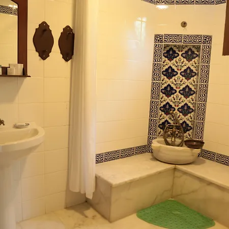 阿斯里贝可纳吉旅馆 - 仅限成人 4*