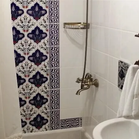 阿斯里贝可纳吉旅馆 - 仅限成人 4*